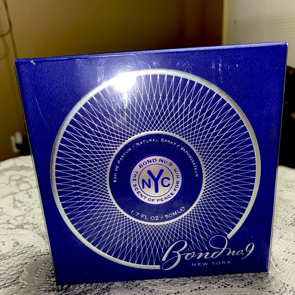 Brand NEW Bond 9 scent of peace